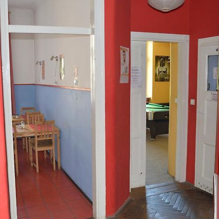 Old Walls Hostel كراكوفيا المظهر الخارجي الصورة