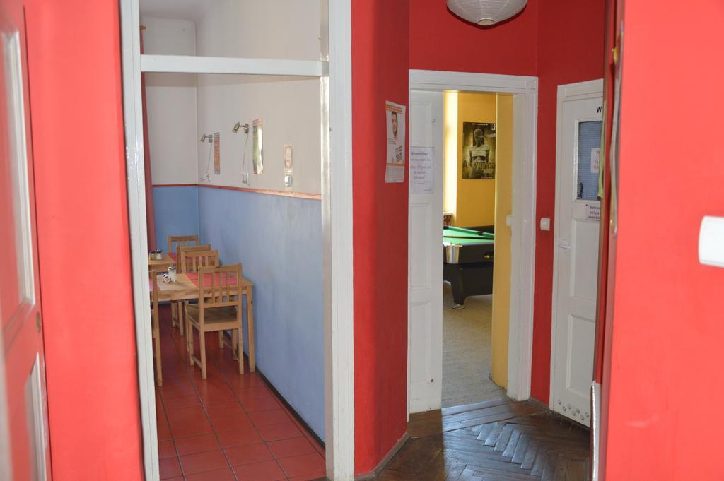 Old Walls Hostel كراكوفيا المظهر الخارجي الصورة