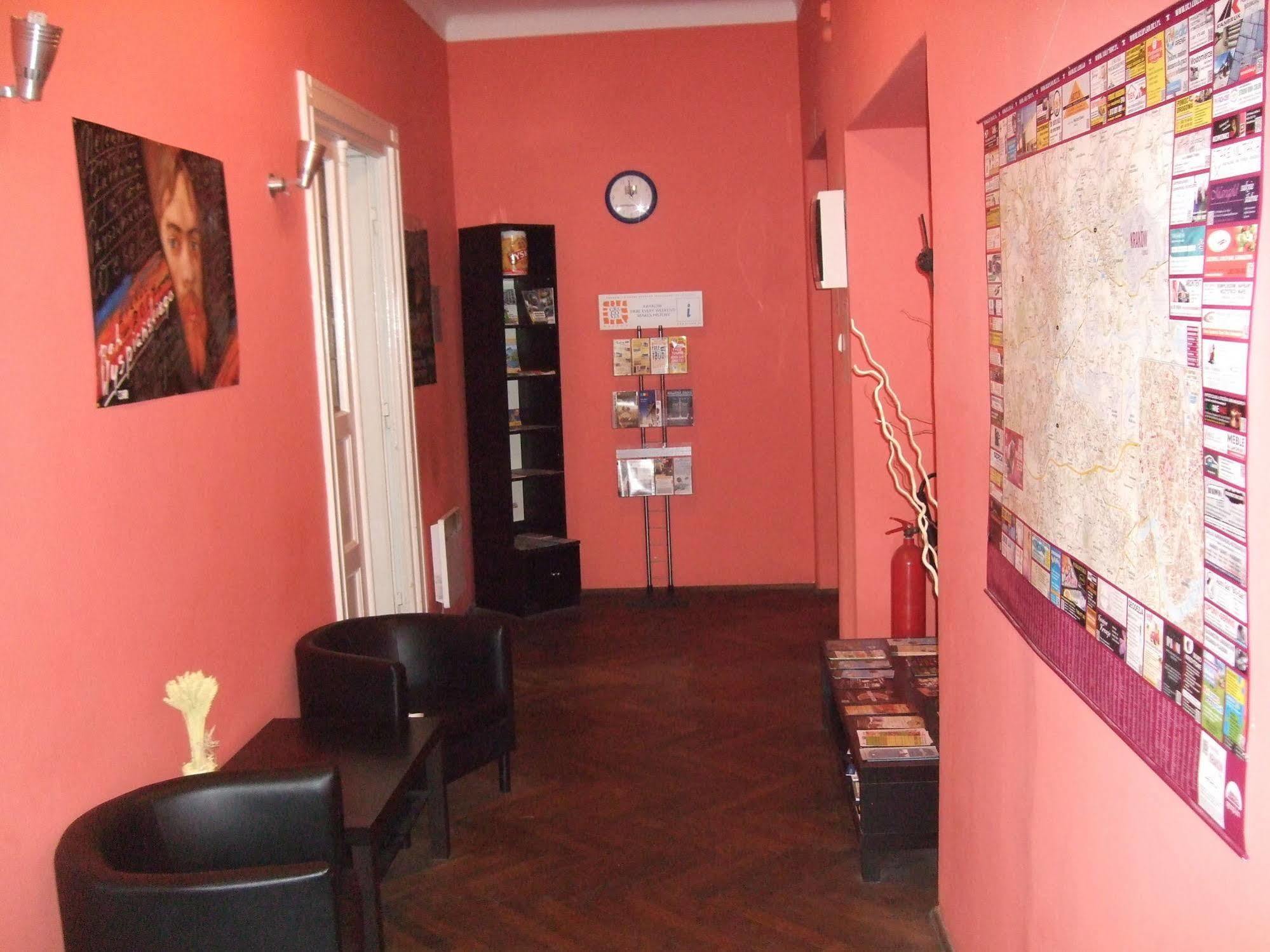 Old Walls Hostel كراكوفيا المظهر الخارجي الصورة