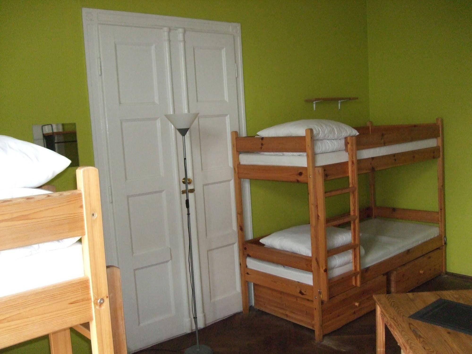 Old Walls Hostel كراكوفيا المظهر الخارجي الصورة