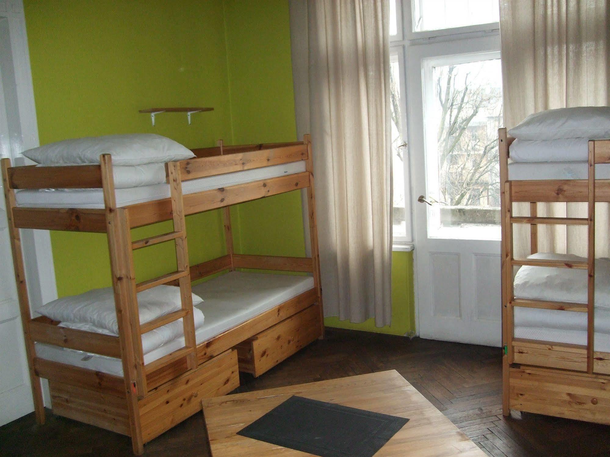 Old Walls Hostel كراكوفيا المظهر الخارجي الصورة